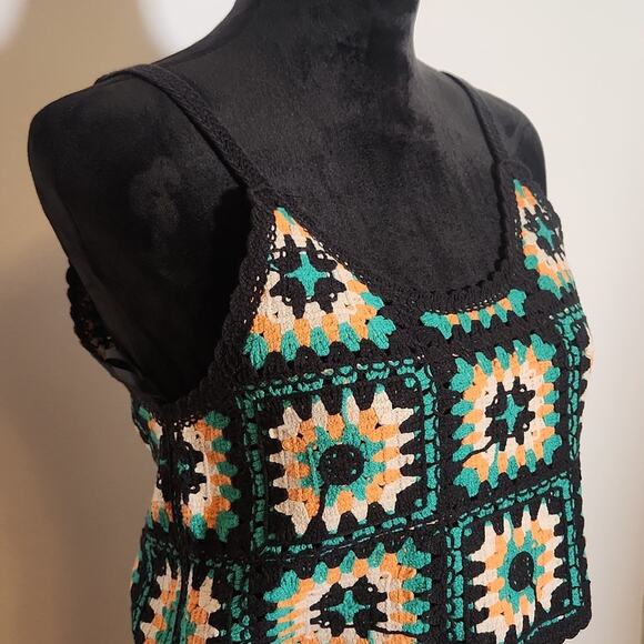 NEW IN Crochet Two-Piece Set, Top and Shorts, Size S/M - Picture 5 of 14